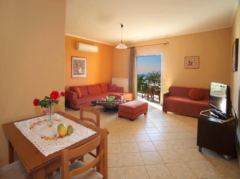 Eleftheria Apartments Vlachata Exterior photo